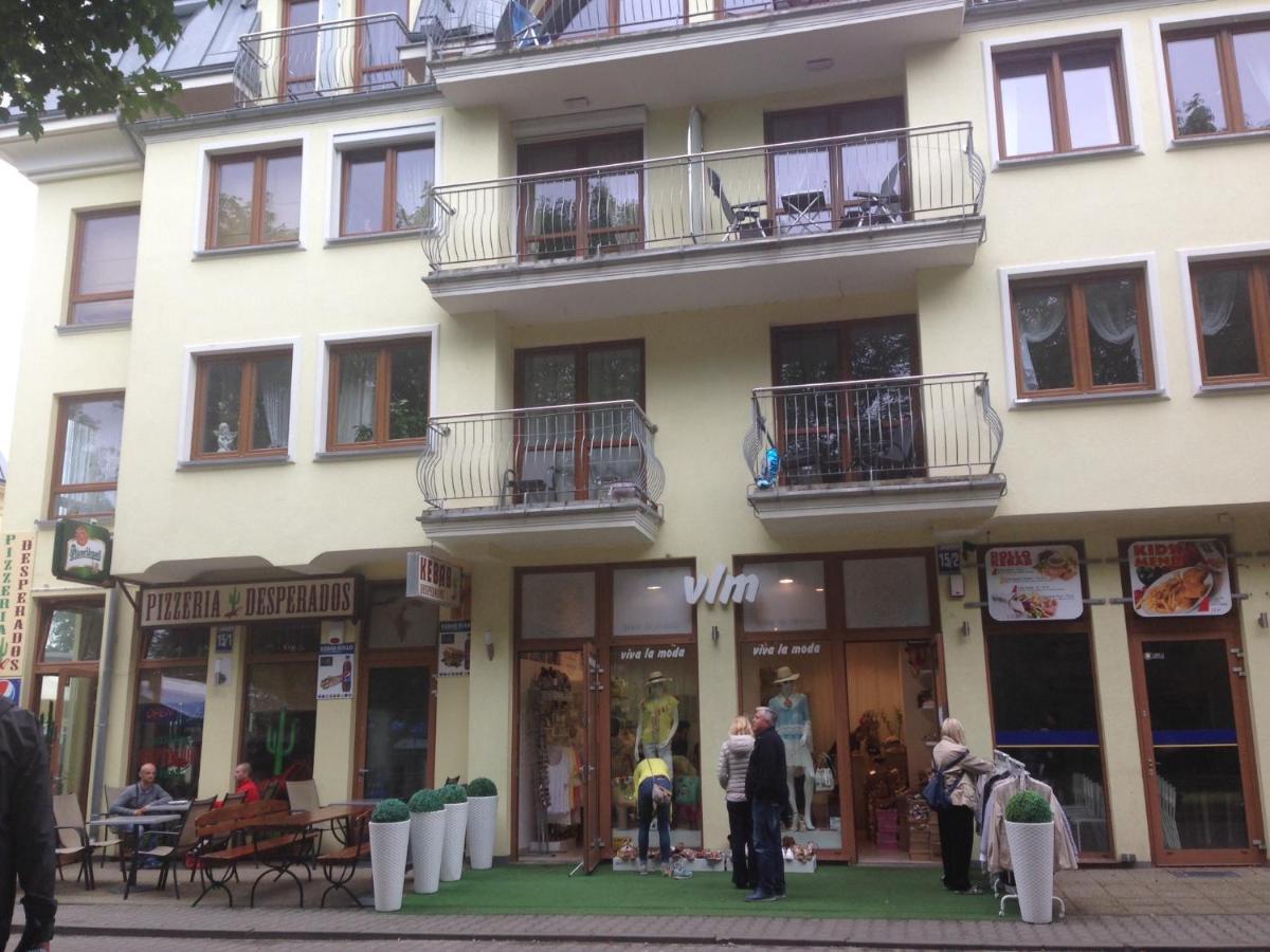 Appartement Apartament Bella à Miedzyzdroje Extérieur photo