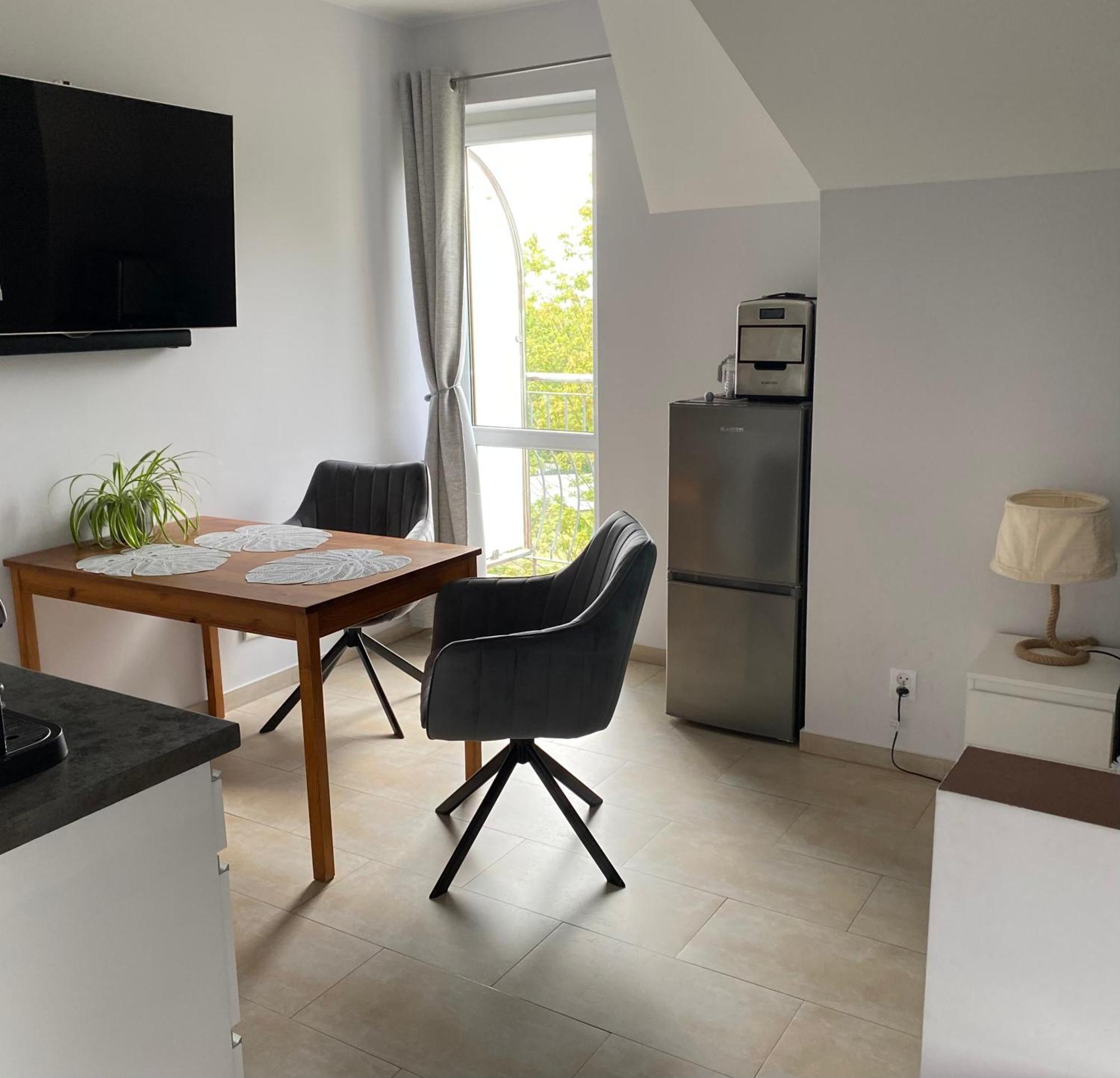 Appartement Apartament Bella à Miedzyzdroje Extérieur photo